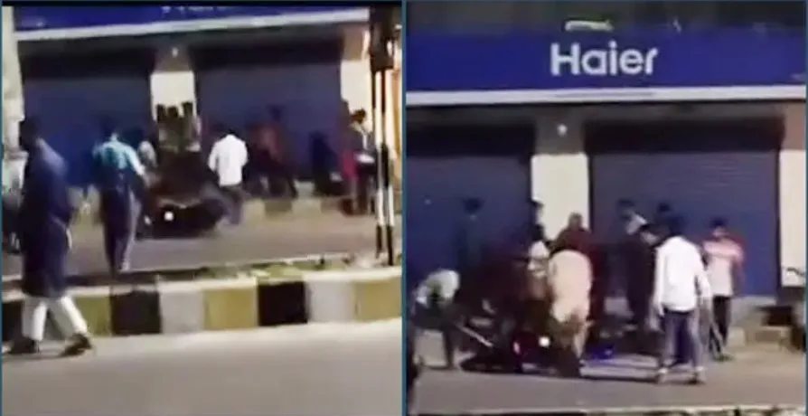 তারাবির সময় বিকট শব্দে রেসিং, ক্ষুব্ধ হয়ে মোটরসাইকেল ভাঙচুর